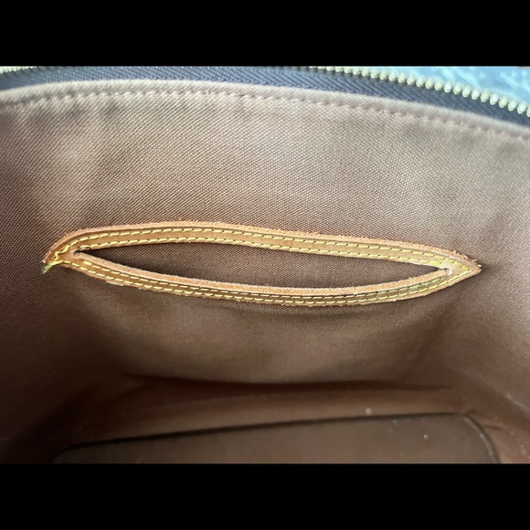 Authentic Louis Vuitton Alma - Picture 5 of 8